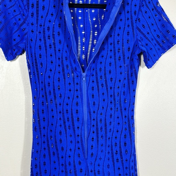 Aria Women's Zip Up Body con Hollow Romper Royal Blue Size Small - Picture 5 of 9